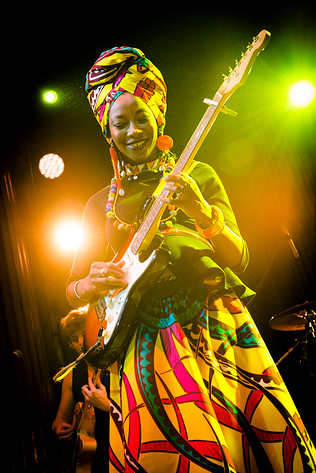 2015-03-20 - Fatoumata Diawara från Nalen, Stockholm
