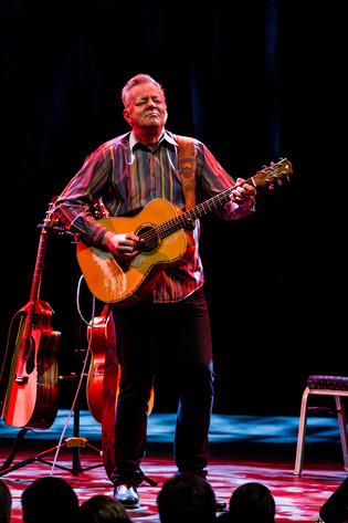 2015-03-30 - Tommy Emmanuel från Cirkus, Stockholm