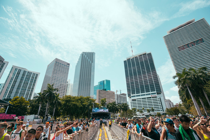 2015-03-27 - Ultra Music Festival från Suburbia, New York City