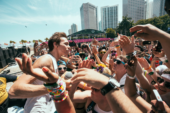 2015-03-27 - Ultra Music Festival från Suburbia, New York City