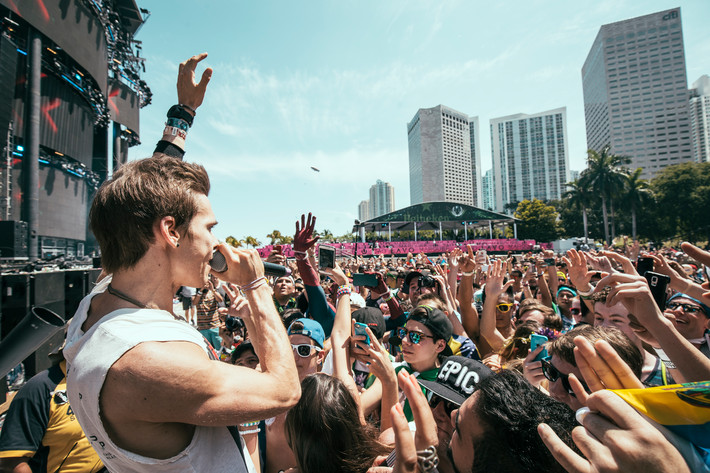 2015-03-27 - Ultra Music Festival från Suburbia, New York City