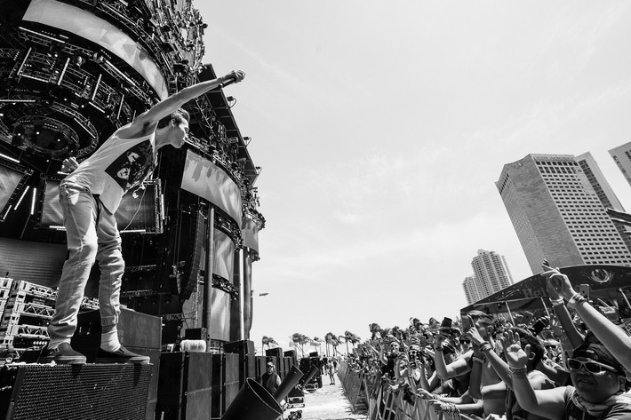 2015-03-27 - Ultra Music Festival från Suburbia, New York City