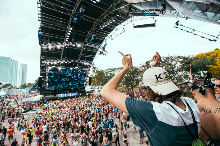 2015-03-27 - Ultra Music Festival från Suburbia, New York City