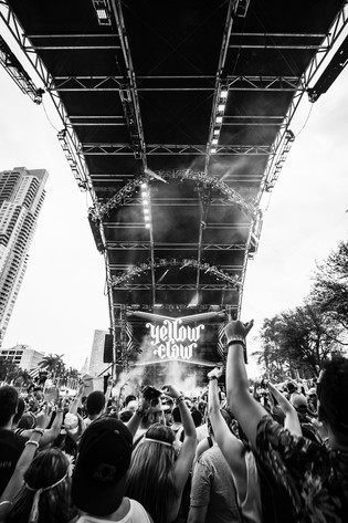 2015-03-27 - Ultra Music Festival från Suburbia, New York City