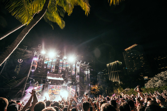 2015-03-27 - Ultra Music Festival från Suburbia, New York City