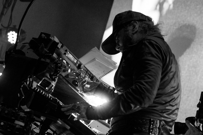 2015-04-05 - Daniel Lanois från Nalen, Stockholm