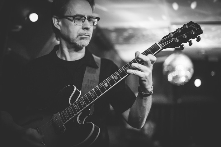 2015-04-11 - Emil and the Ecstatics från Kafé de luxe, Växjö
