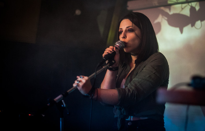 2015-04-23 - Minuit Machine från Kafé de luxe, Växjö