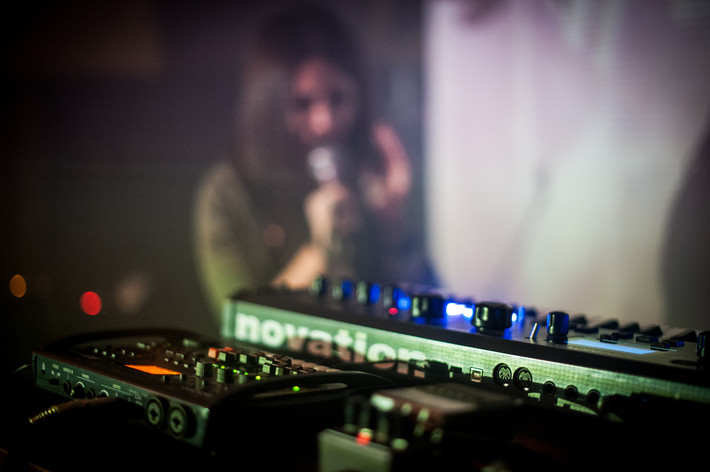 2015-04-23 - Minuit Machine från Kafé de luxe, Växjö