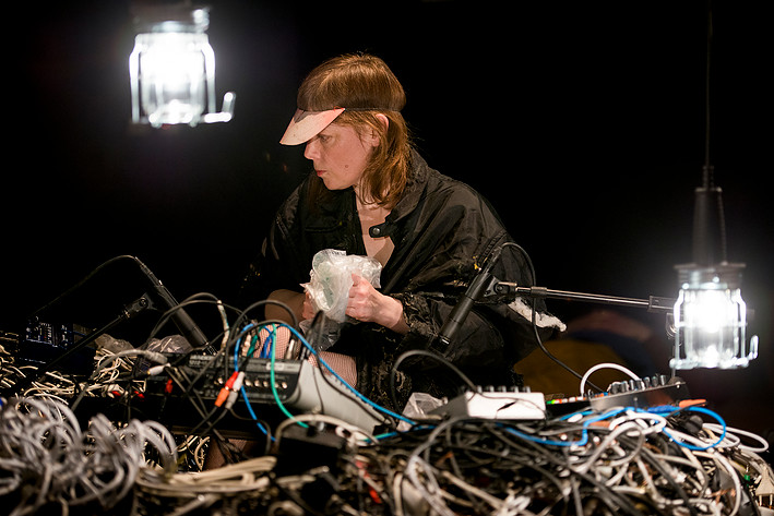 2015-04-25 - Ida Lundén - Pygostylia från Fylkingen, Stockholm
