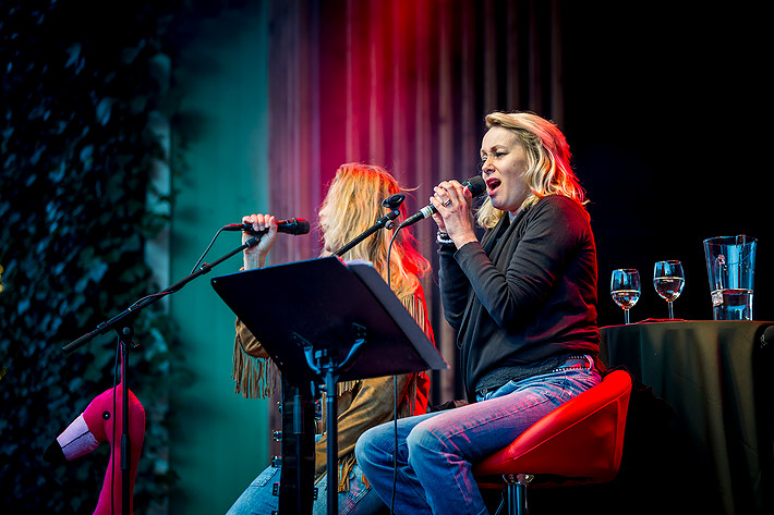 2015-05-14 - Meja och Louise från Liseberg, Göteborg