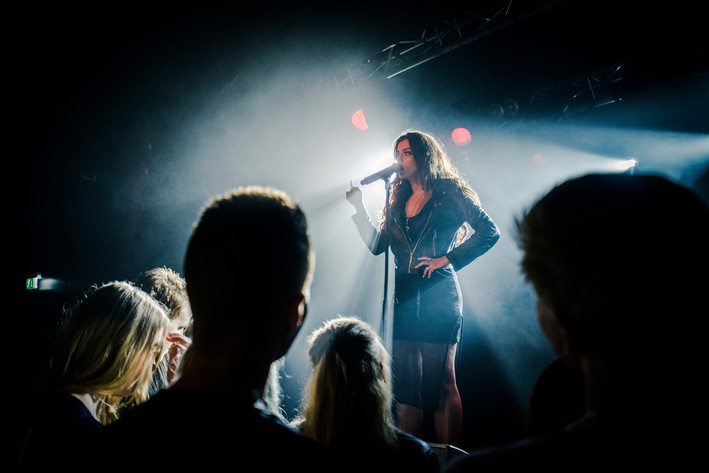 2015-05-17 - Bebe Rexha från Debaser Strand, Stockholm
