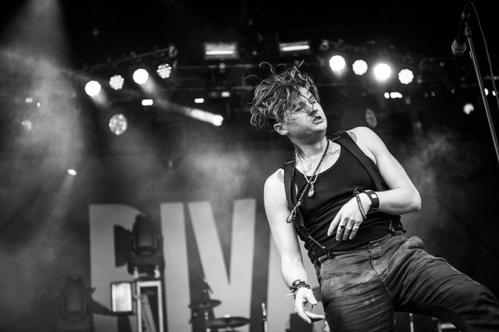 2015-05-17 - Rival Sons från MAPFRE , Columbus