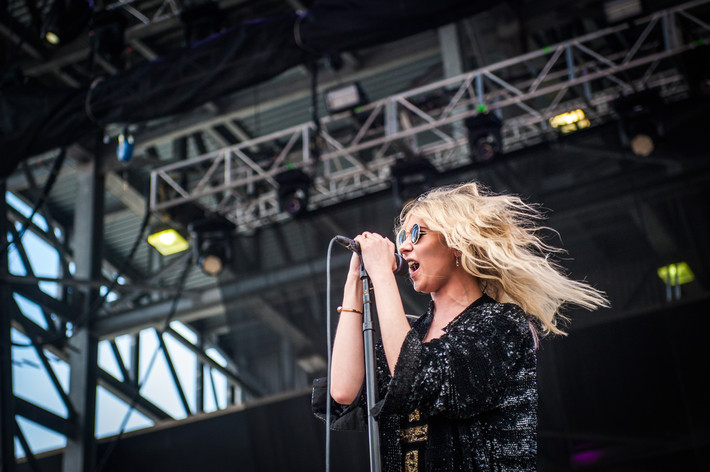 2015-05-17 - The Pretty Reckless från MAPFRE , Columbus