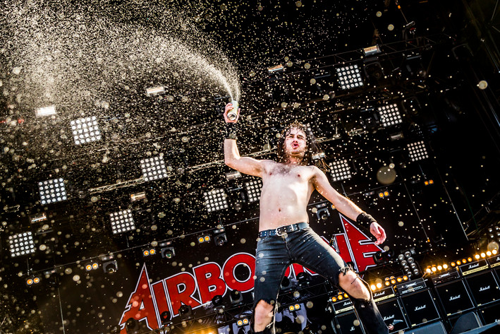 2015-06-04 - Airbourne från Sweden Rock Festival, Sölvesborg