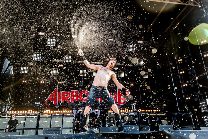 2015-06-04 - Airbourne från Sweden Rock Festival, Sölvesborg