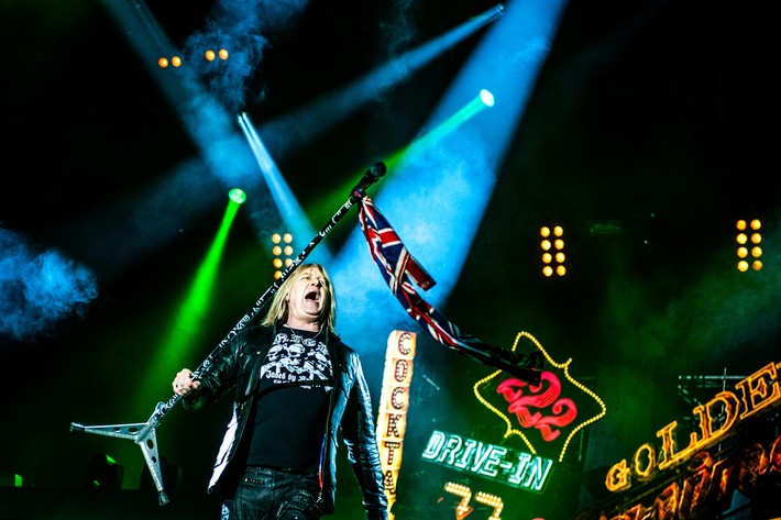 2015-06-04 - Def Leppard från Sweden Rock Festival, Sölvesborg