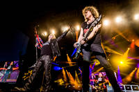 2015-06-04 - Def Leppard från Sweden Rock Festival, Sölvesborg