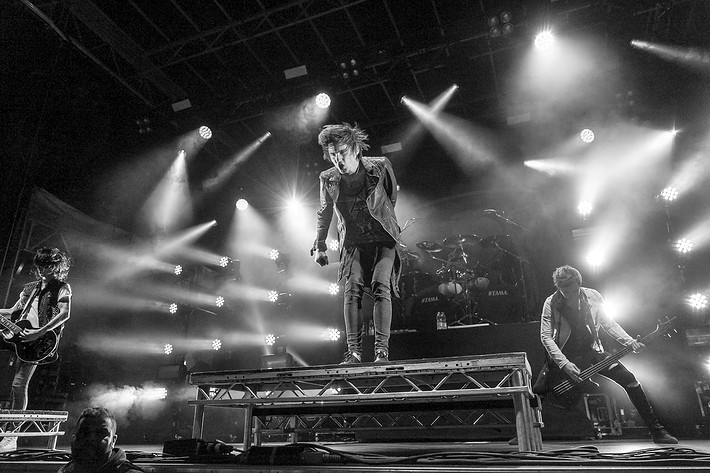 2015-06-11 - Asking Alexandria från Greenfield Festival, Interlaken