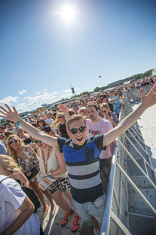 2015-06-12 - Aron Chupa  från Summerburst Stockholm, Stockholm