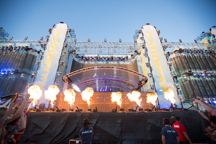2015-06-12 - Dimitri Vegas/Like Mike från Summerburst Stockholm, Stockholm