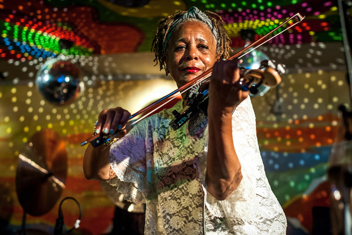 2015-06-12 - Idris Ackamoor & The Pyramids från Psykjunta, Alvesta
