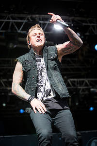 2015-06-25 - Papa Roach från Bråvalla, Norrköping