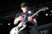 2015-06-25 - Millencolin från Bråvalla, Norrköping