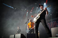 2015-06-25 - Millencolin från Bråvalla, Norrköping