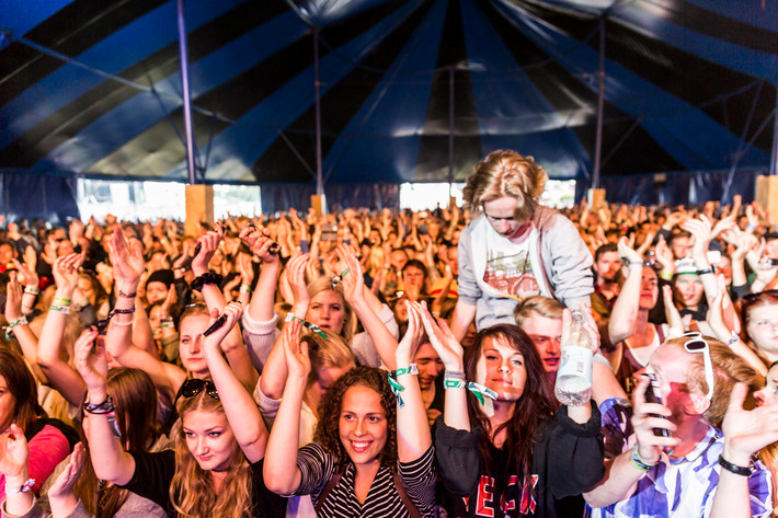 2015-06-25 - Echosmith från Bråvalla, Norrköping