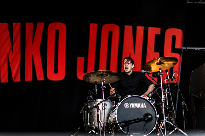 2015-06-25 - Danko Jones från Bråvalla, Norrköping