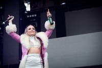 2015-06-25 - Rebecca & Fiona från Bråvalla, Norrköping