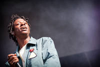2015-06-25 - Joey Bada$$ från Bråvalla, Norrköping