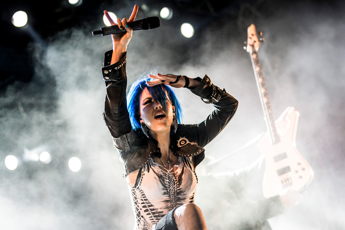 2015-06-24 - Arch Enemy från Bråvalla, Norrköping