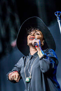 2015-06-26 - Emeli Sandé från Bråvalla, Norrköping