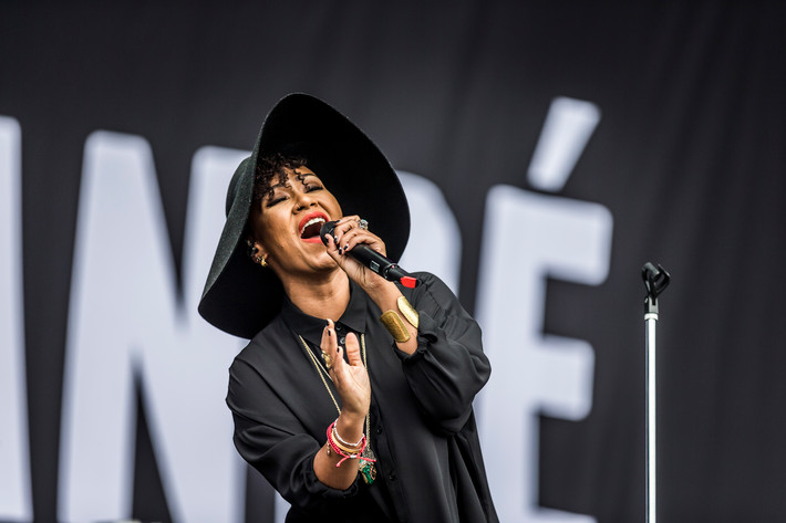 2015-06-26 - Emeli Sandé från Bråvalla, Norrköping
