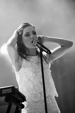 2015-06-25 - Echosmith från Bråvalla, Norrköping