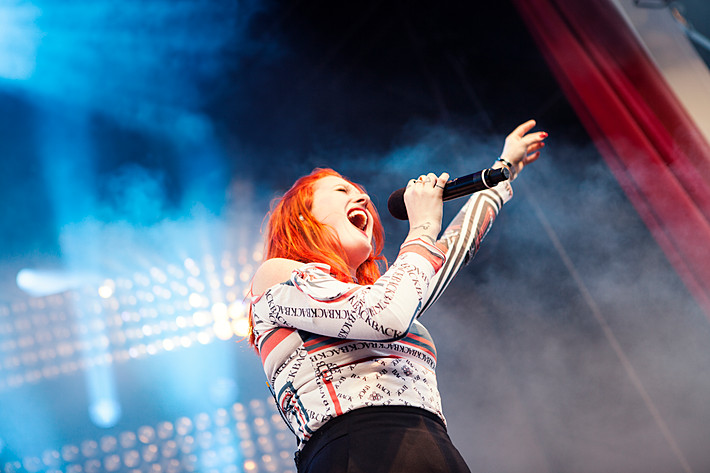 2015-06-26 - Icona Pop från Liseberg, Göteborg