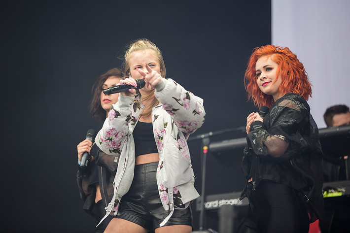 2015-06-27 - Zara Larsson från Bråvalla, Norrköping