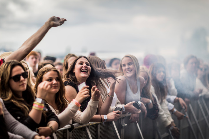 2015-06-27 - Zara Larsson från Bråvalla, Norrköping