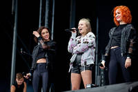 2015-06-27 - Zara Larsson från Bråvalla, Norrköping
