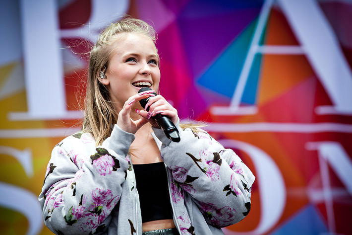 2015-06-27 - Zara Larsson från Bråvalla, Norrköping
