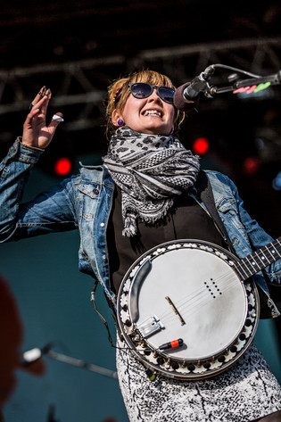 2015-06-27 - Katzenjammer från Bråvalla, Norrköping