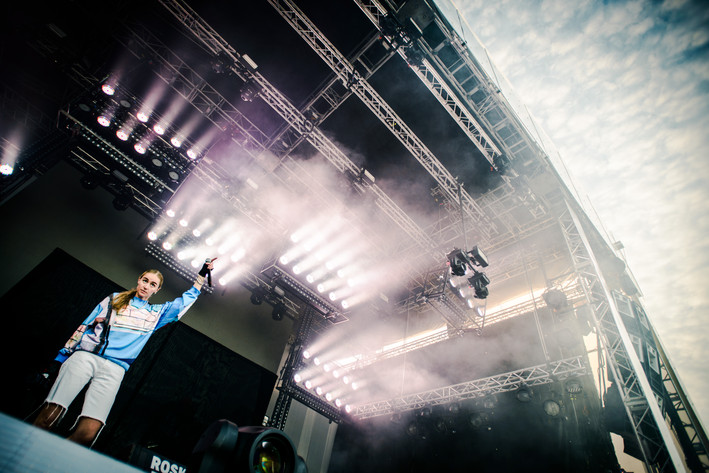 2015-06-30 - Silvana Imam från Roskildefestivalen, Roskilde