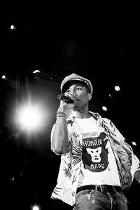 2015-07-01 - Pharrell Williams från Roskildefestivalen, Roskilde