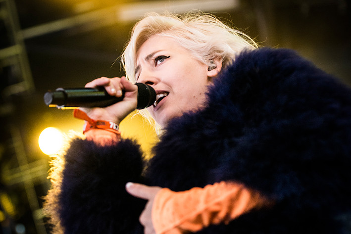 2015-07-02 - Veronica Maggio från Roskildefestivalen, Roskilde
