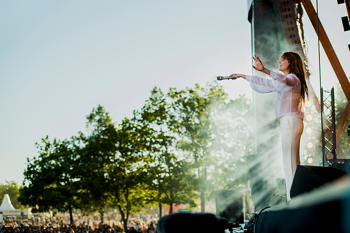 2015-07-02 - Florence + The Machine från Roskildefestivalen, Roskilde