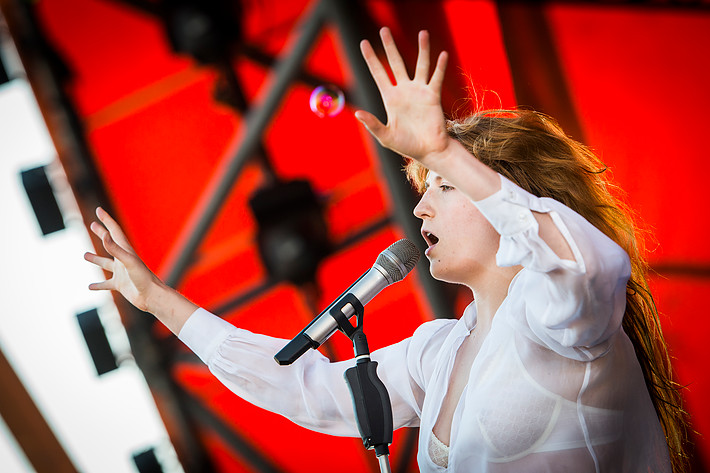 2015-07-02 - Florence + The Machine från Roskildefestivalen, Roskilde