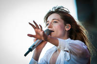 2015-07-02 - Florence + The Machine från Roskildefestivalen, Roskilde