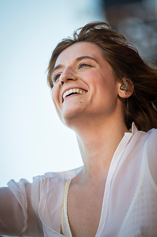 2015-07-02 - Florence + The Machine från Roskildefestivalen, Roskilde